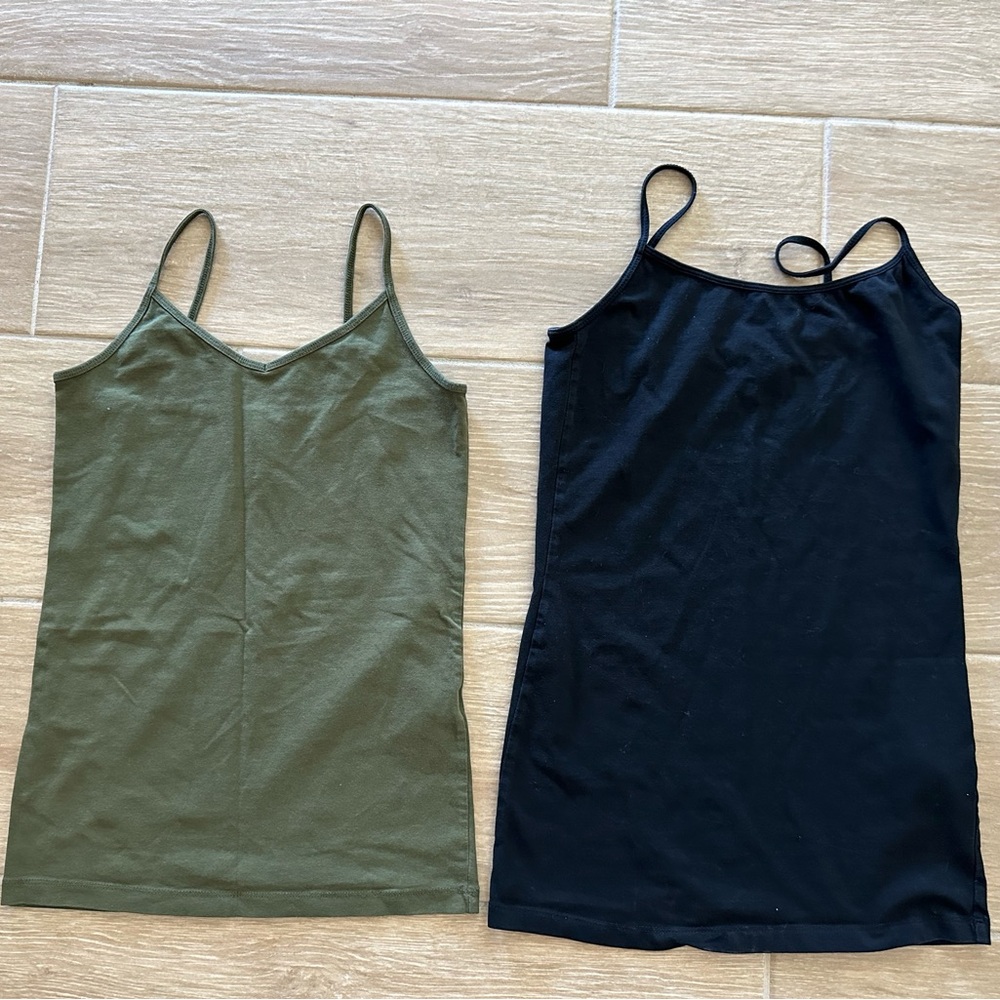 Lot of Forever 21 tank tops, under shirt, small, gray, cream, black, green - Picture 3 of 3